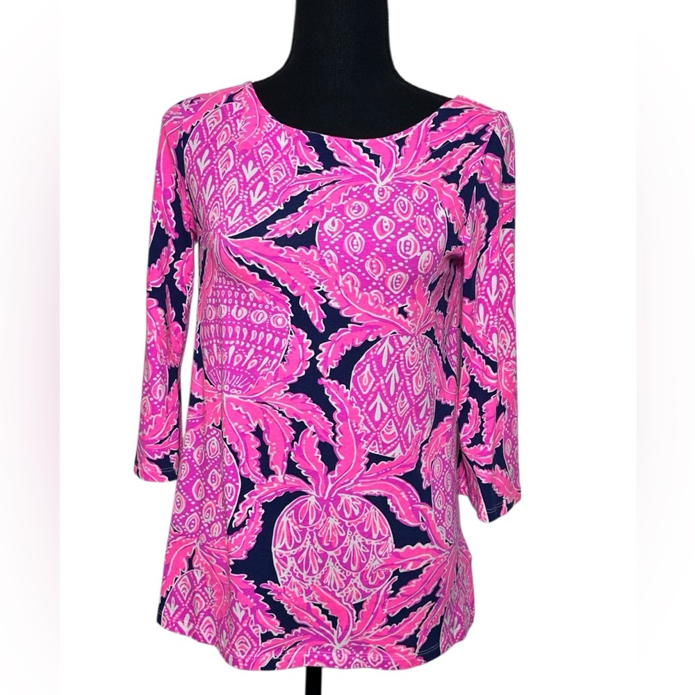 Lilly Pulitzer Etta Top Womens XS Pink Navy Pineapple Print 3/4 Sleeve Keyhole